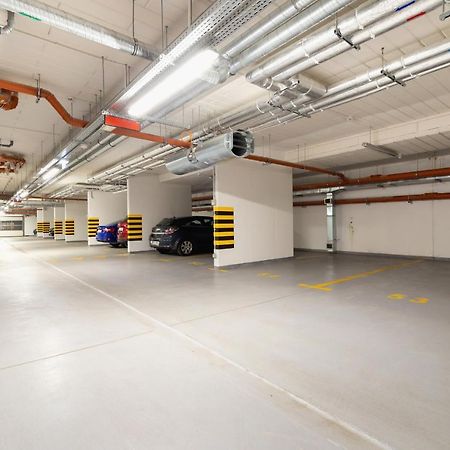 W Parku Lotnikow Apartments Tauron Arena By Noclegi Renters كراكوفيا المظهر الخارجي الصورة